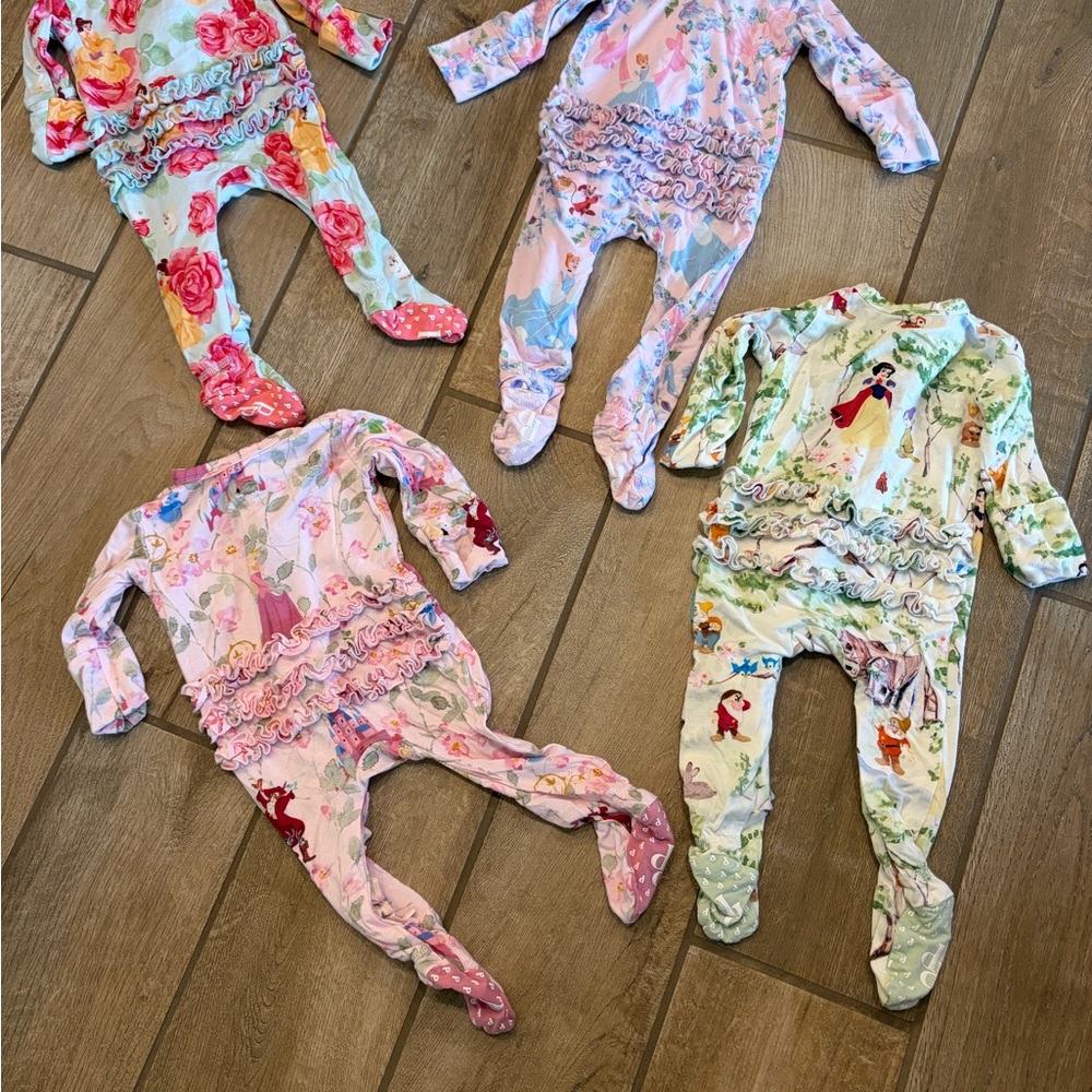 Posh Peanut Disney princess Pjs Newborn Belle Snow white Cinderella comes with 4 - Picture 8 of 9